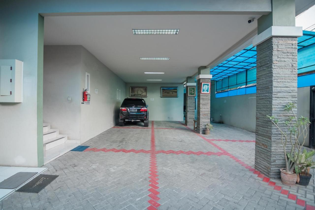 Reddoorz Plus Near Semanggi Jacarta Exterior foto