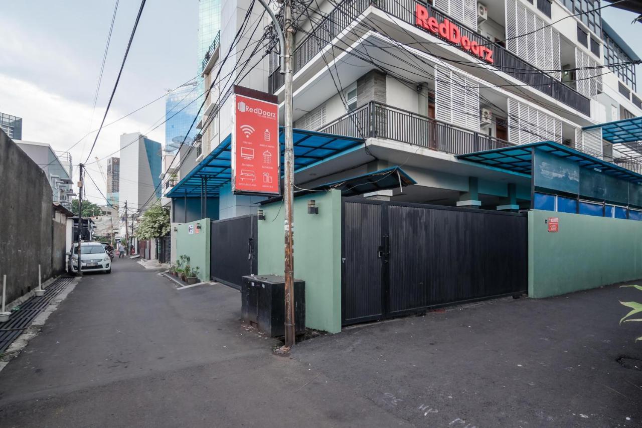 Reddoorz Plus Near Semanggi Jacarta Exterior foto