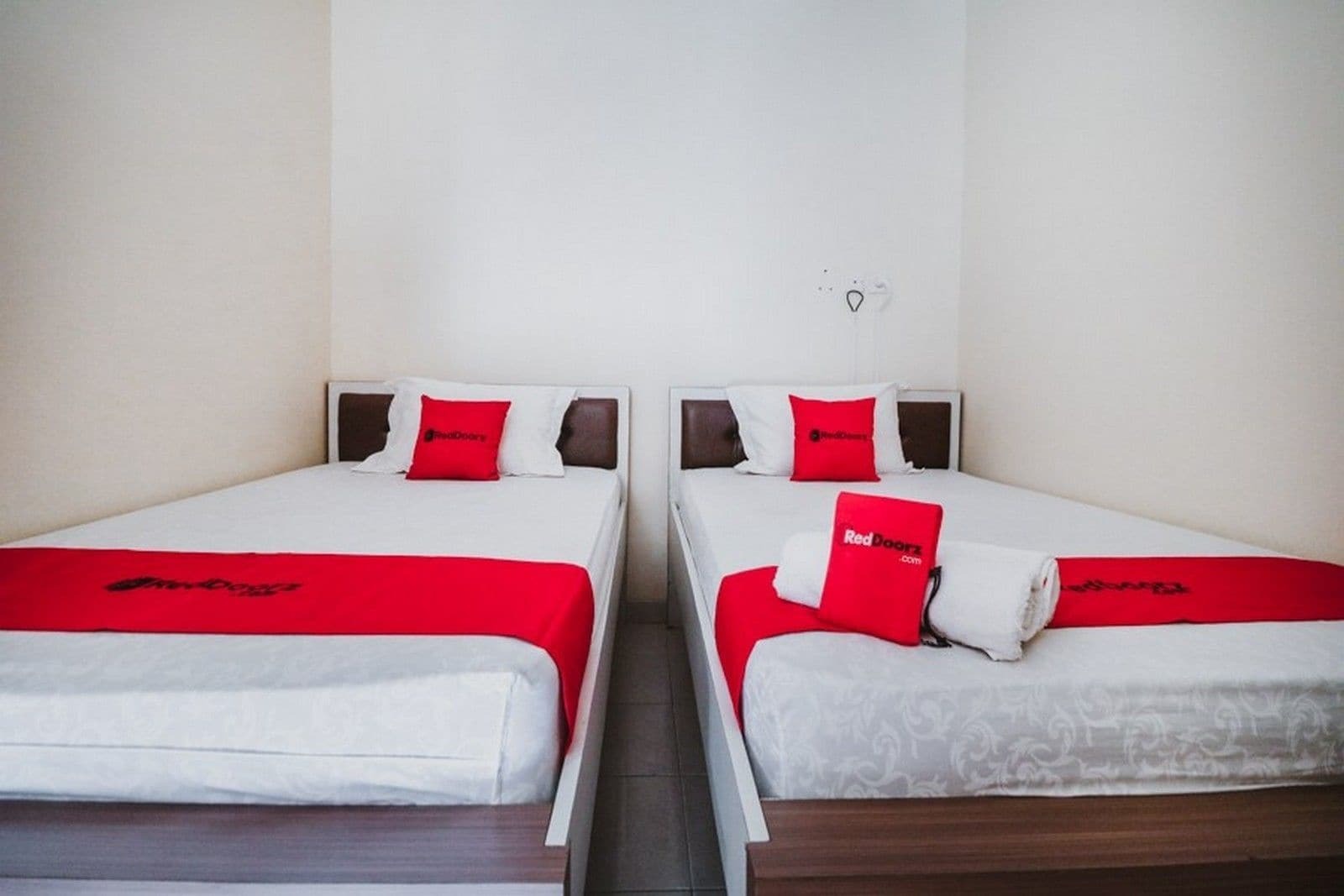 Reddoorz Plus Near Semanggi Jacarta Exterior foto